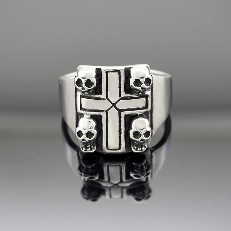 Anillo calavera y Cruz