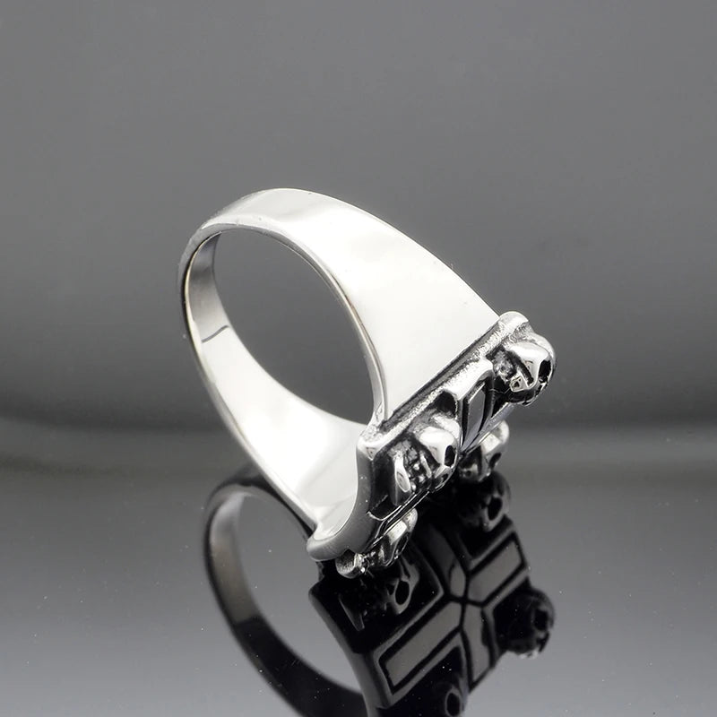 Anillo calavera y Cruz