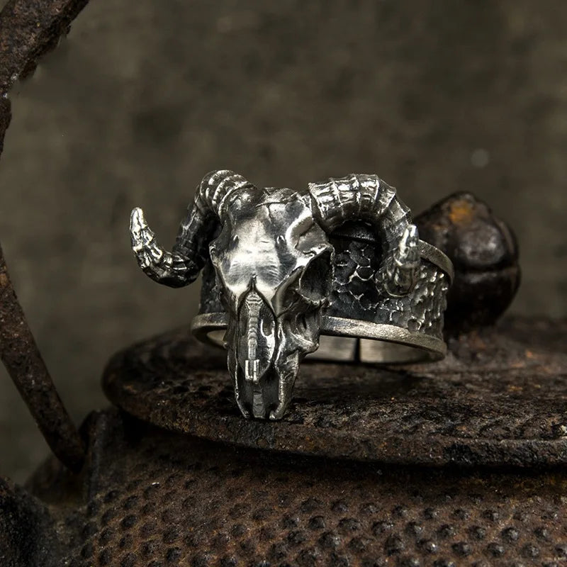 Anillo de cráneo de cabra reajustable