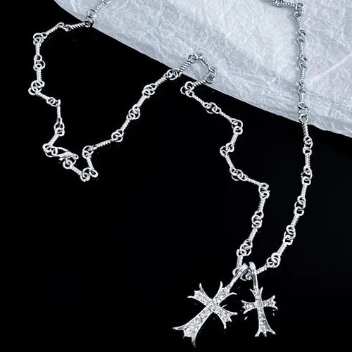 Collar de doble cruz con brillantes